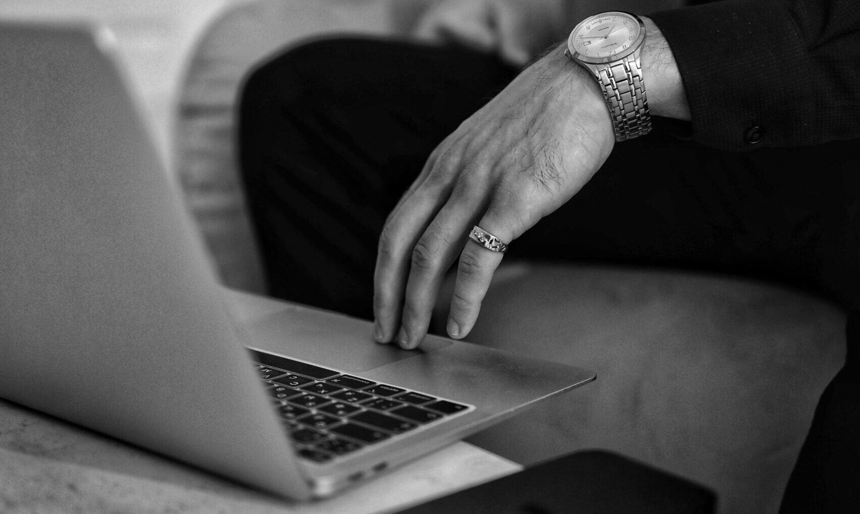 cropped-pexels-dmitry-ovsyannikov-271243380-18127921-scaled-1